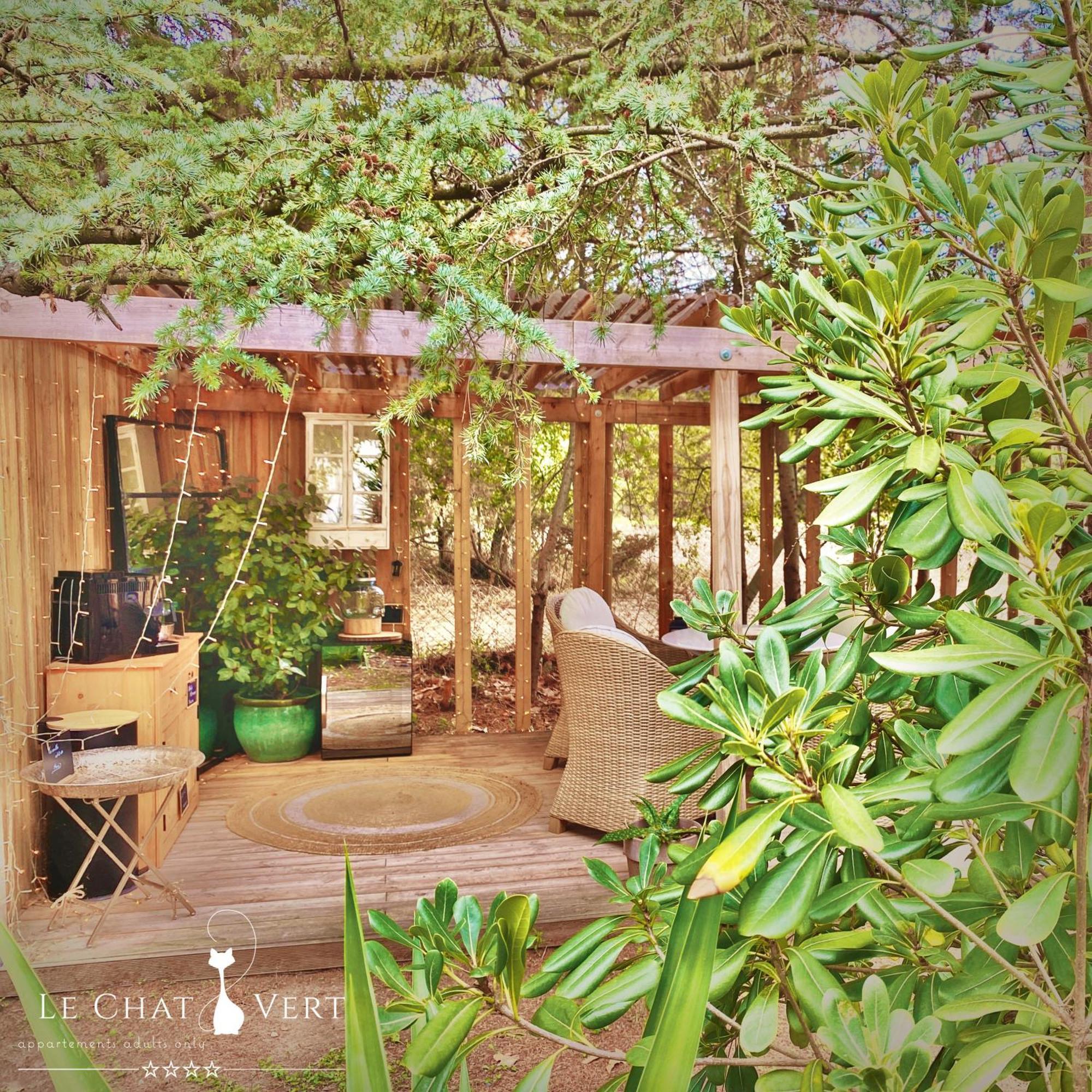 Le Chat Vert - Appartements Adults Only Saint-Andre  ภายนอก รูปภาพ
