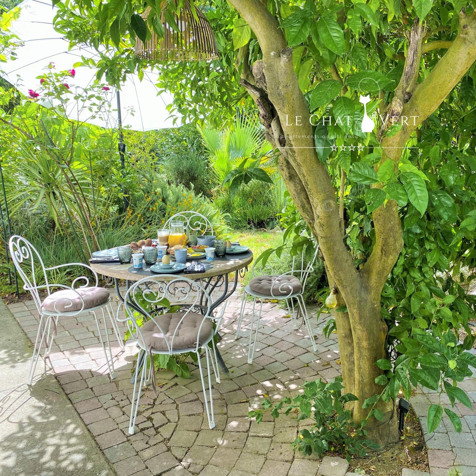 Le Chat Vert - Appartements Adults Only Saint-Andre  ภายนอก รูปภาพ